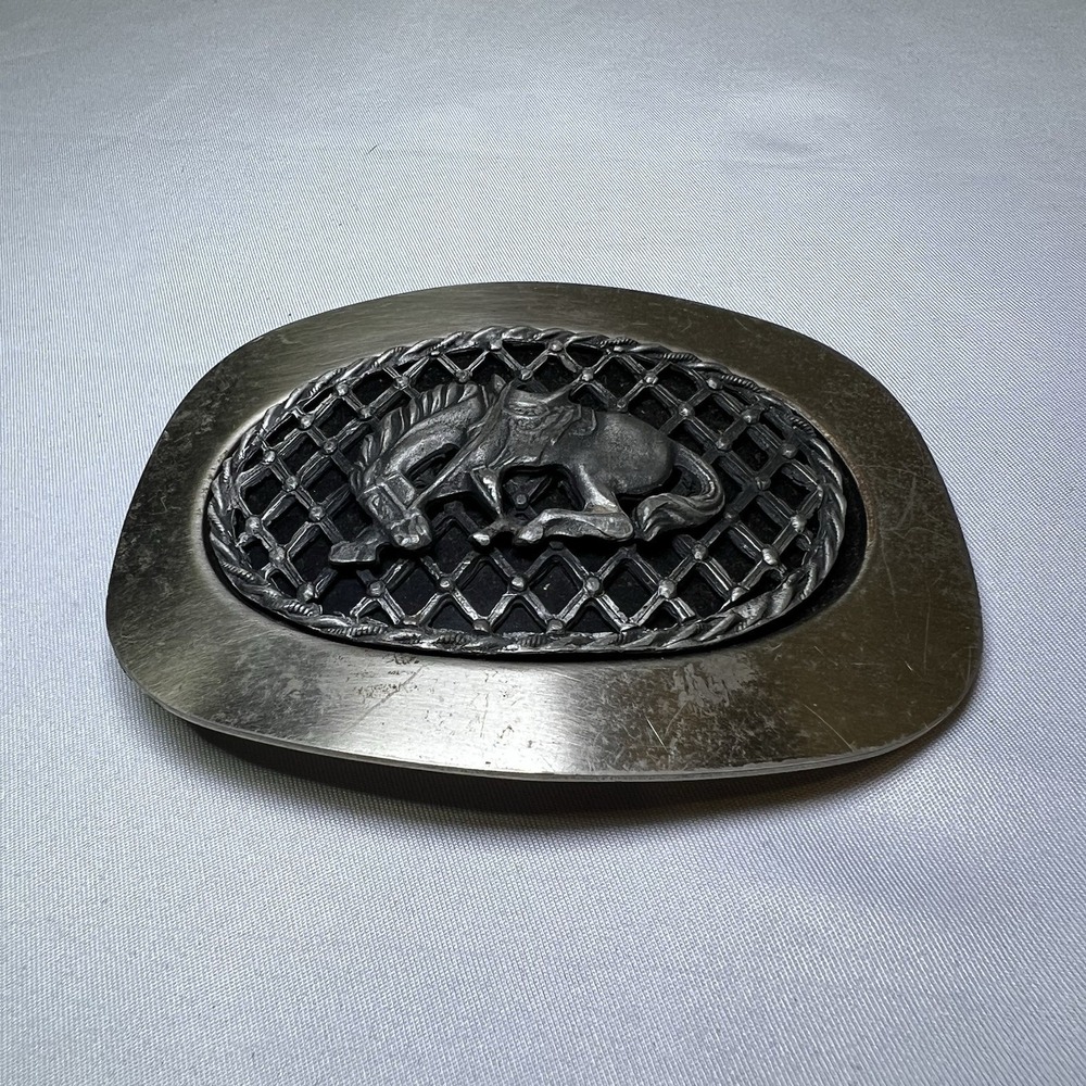 Reining Western‎ Belt Buckle Rodeo Silver And Black